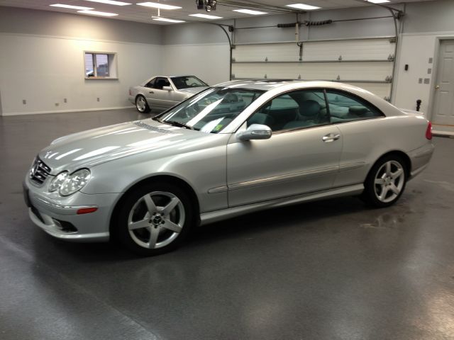 2005 Mercedes-Benz CLK-Class LTD Wagon AWD