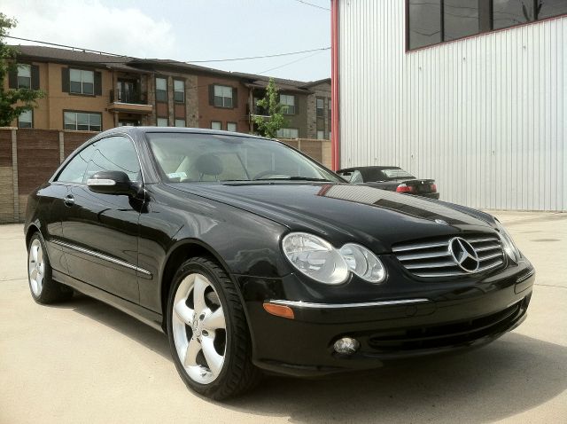 2005 Mercedes-Benz CLK-Class LT 1500 DVD W/monitorflex Fuel 4X4