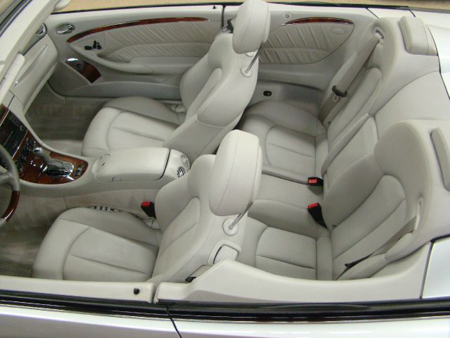 2005 Mercedes-Benz CLK-Class 7-passenger
