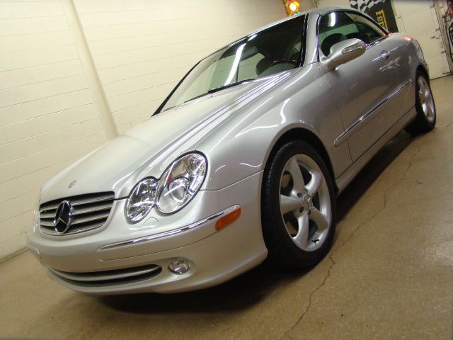 2005 Mercedes-Benz CLK-Class 7-passenger
