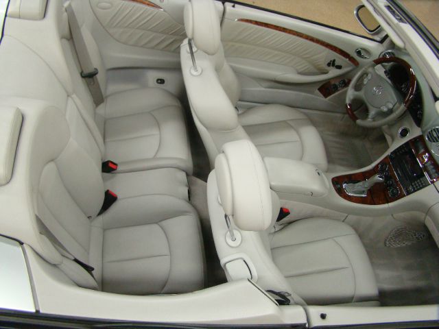2005 Mercedes-Benz CLK-Class 7-passenger