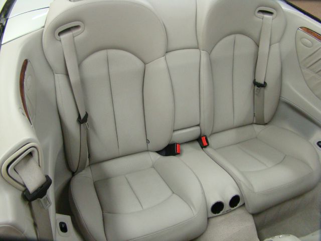 2005 Mercedes-Benz CLK-Class 7-passenger