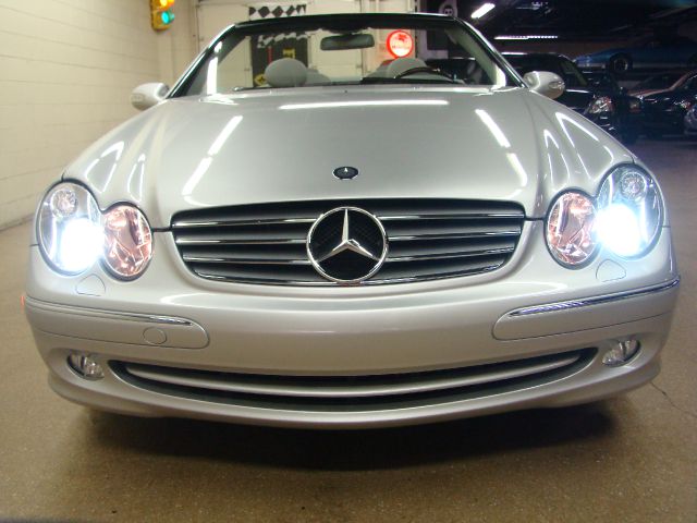 2005 Mercedes-Benz CLK-Class 7-passenger
