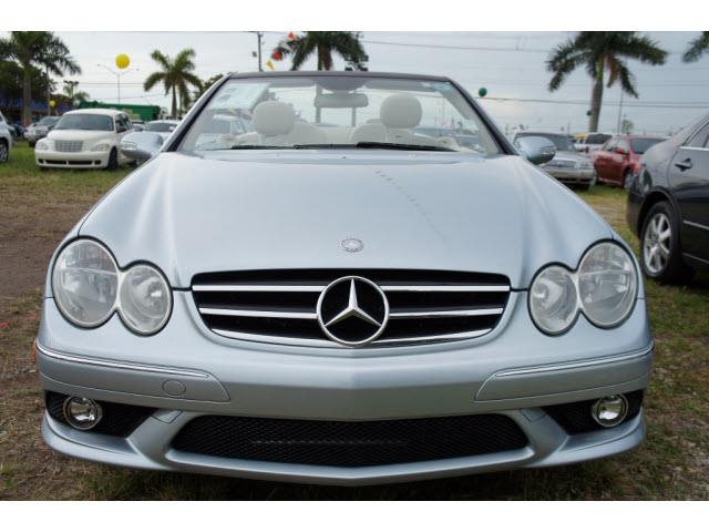 2006 Mercedes-Benz CLK-Class XLE V6