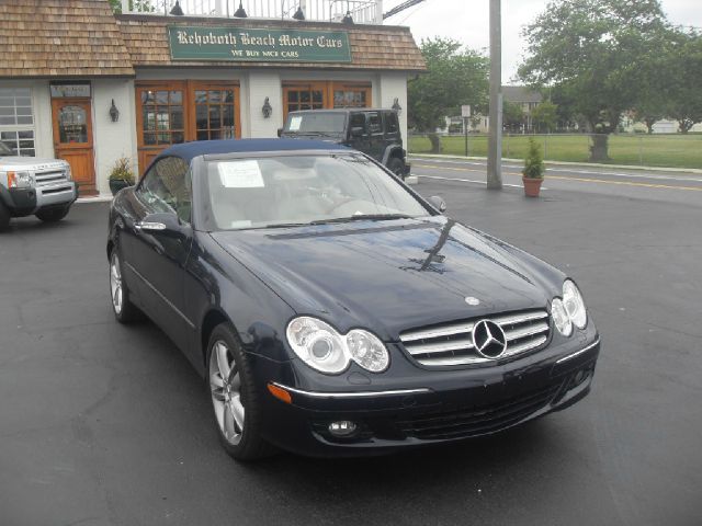 2006 Mercedes-Benz CLK-Class 3906