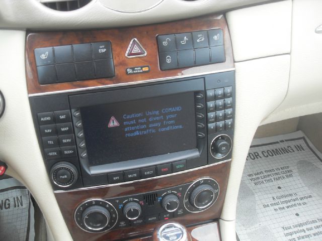 2006 Mercedes-Benz CLK-Class 3906