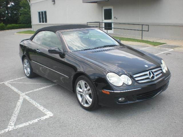 2006 Mercedes-Benz CLK-Class 3906