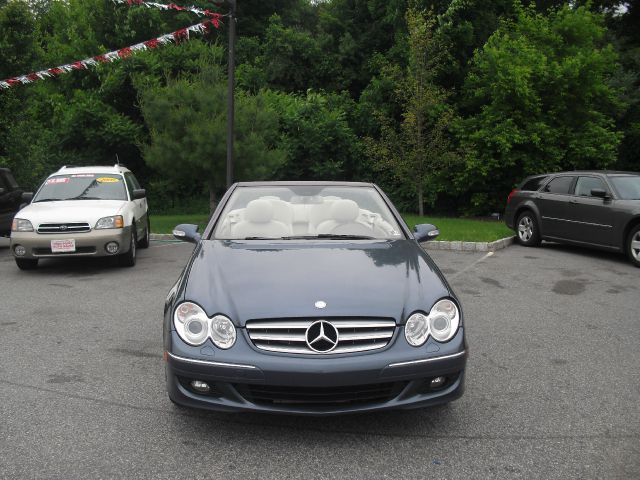 2007 Mercedes-Benz CLK-Class 3906