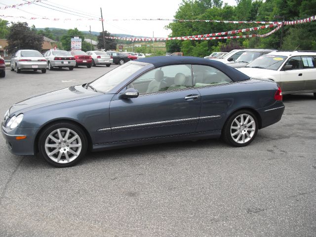 2007 Mercedes-Benz CLK-Class 3906