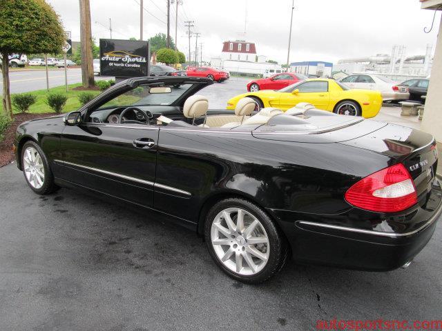 2007 Mercedes-Benz CLK-Class 4dr Sdn LX Auto