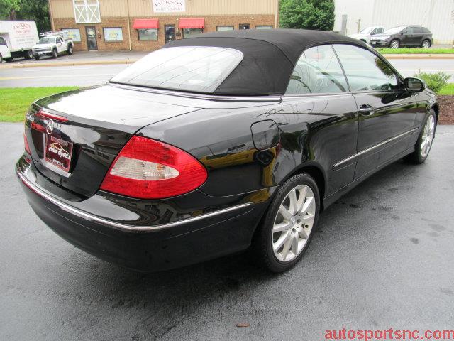 2007 Mercedes-Benz CLK-Class 4dr Sdn LX Auto