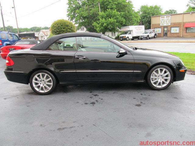 2007 Mercedes-Benz CLK-Class 4dr Sdn LX Auto