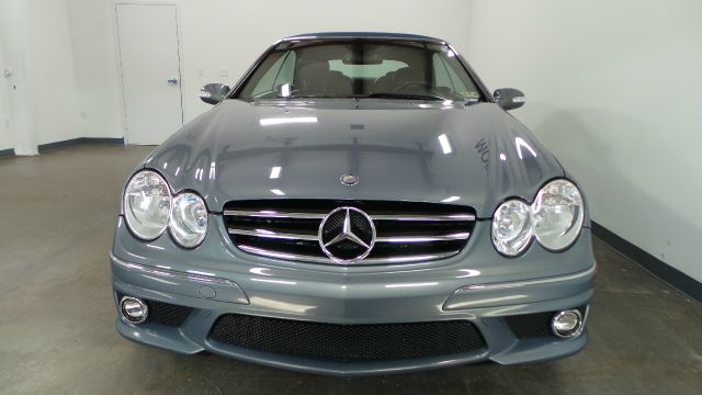 2007 Mercedes-Benz CLK-Class LT Extended Cab 2WD