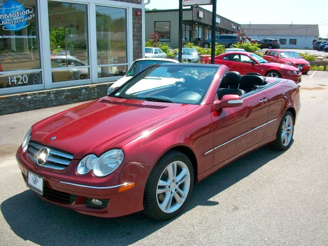 2007 Mercedes-Benz CLK-Class 3906
