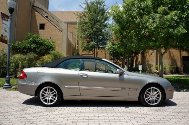 2008 Mercedes-Benz CLK-Class 3906