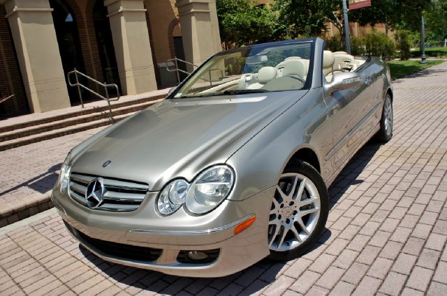 2008 Mercedes-Benz CLK-Class 3906