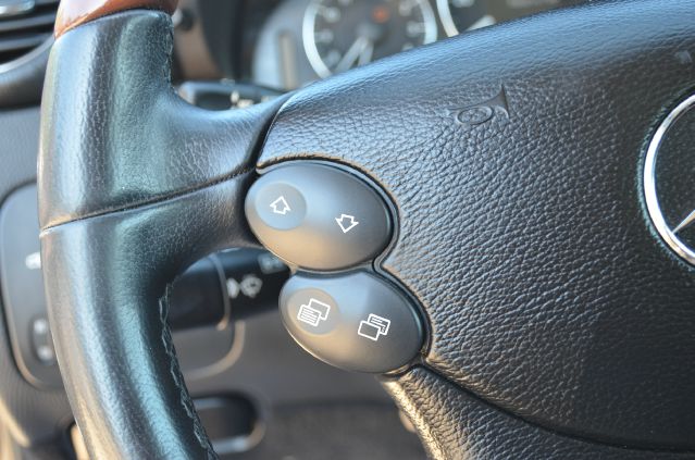 2009 Mercedes-Benz CLK-Class 3906