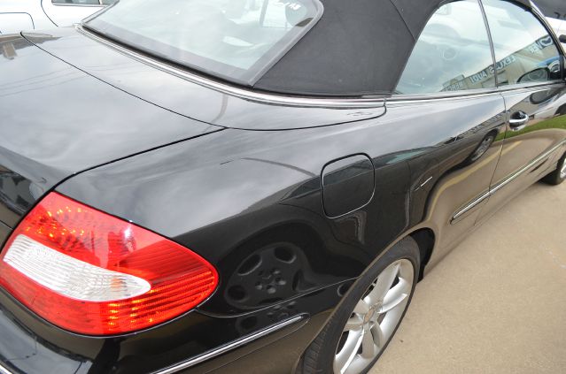 2009 Mercedes-Benz CLK-Class 3906
