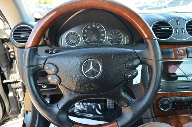 2009 Mercedes-Benz CLK-Class 3906