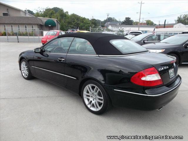 2009 Mercedes-Benz CLK-Class 3906