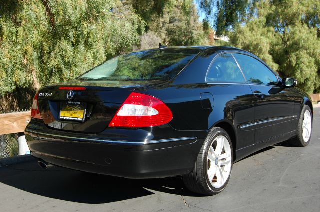 2009 Mercedes-Benz CLK-Class LX V6