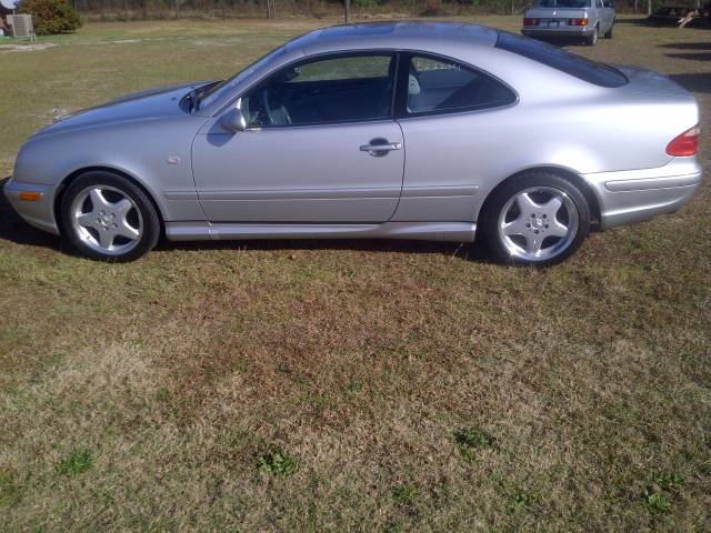 1999 Mercedes-Benz CLK Class XLE V6