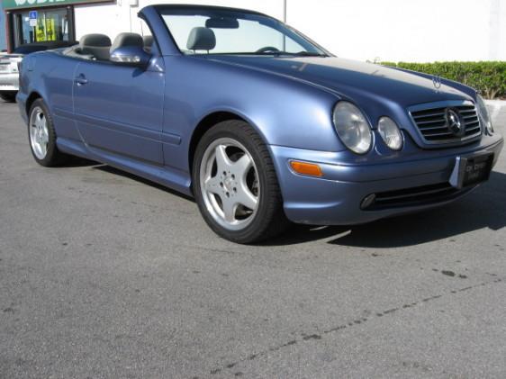2000 Mercedes-Benz CLK Class XLE V6