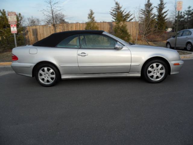 2000 Mercedes-Benz CLK Class C230 1.8K