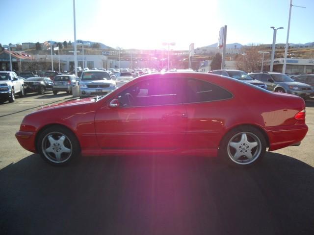 2000 Mercedes-Benz CLK Class XLE V6