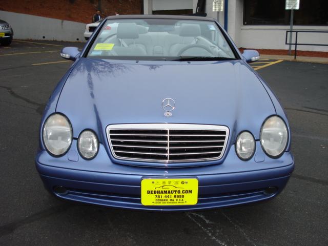 2000 Mercedes-Benz CLK Class XLE V6