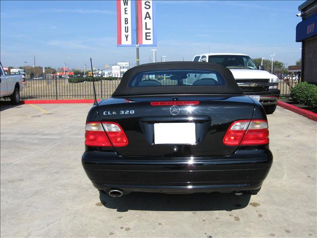 2001 Mercedes-Benz CLK Class C230 1.8K