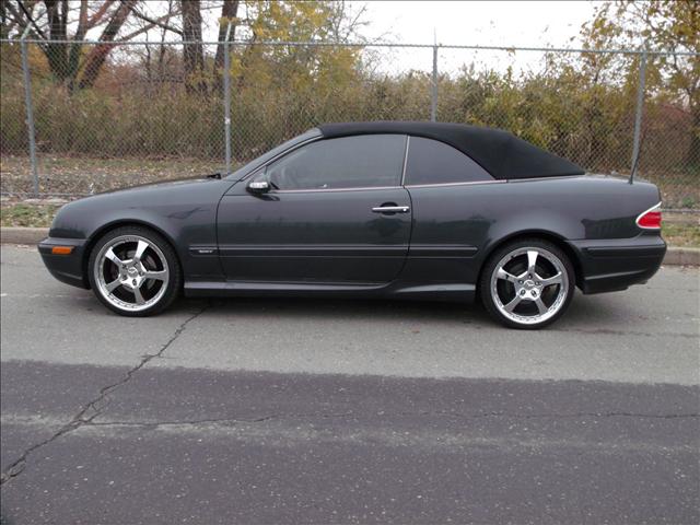 2003 Mercedes-Benz CLK Class E320 4matic