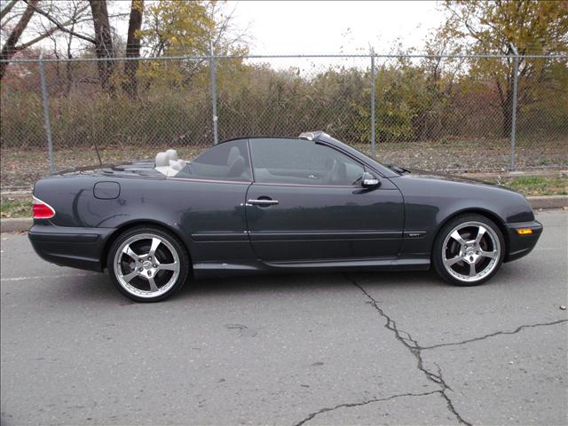 2003 Mercedes-Benz CLK Class E320 4matic