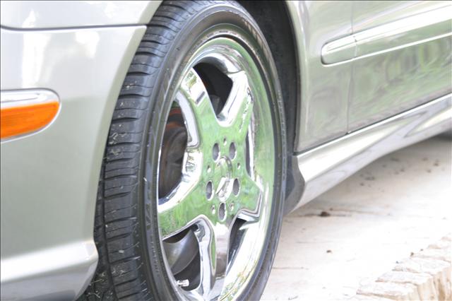 2004 Mercedes-Benz CLK Class Clean Carfax ONE Owner