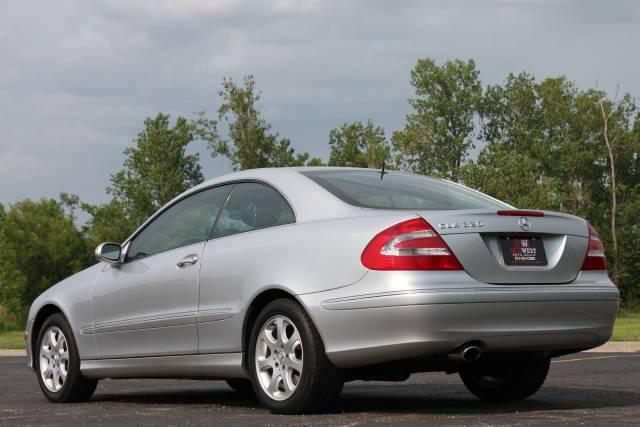 2004 Mercedes-Benz CLK Class C230 1.8K