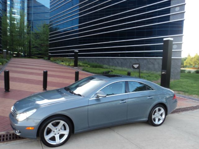 2006 Mercedes-Benz CLS-Class XLT Super Duty Cab4wd