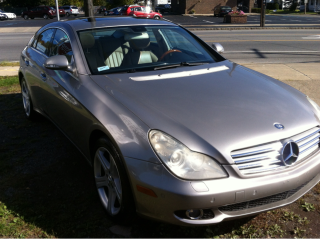 2006 Mercedes-Benz CLS-Class XLS Choice