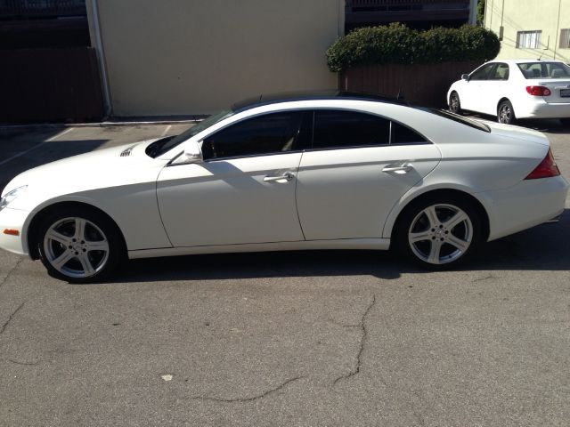 2006 Mercedes-Benz CLS-Class XLS Choice