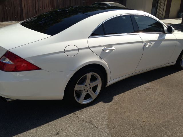 2006 Mercedes-Benz CLS-Class XLS Choice