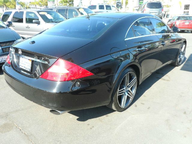 2006 Mercedes-Benz CLS-Class XLS Choice