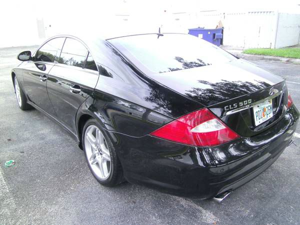 2006 Mercedes-Benz CLS-Class Clean Carfax ONE Owner