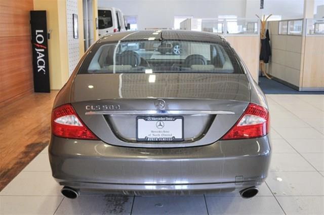 2006 Mercedes-Benz CLS-Class SE Sedan