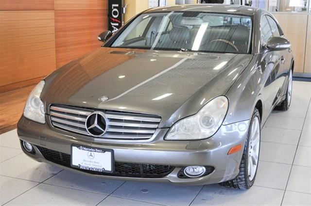 2006 Mercedes-Benz CLS-Class SE Sedan