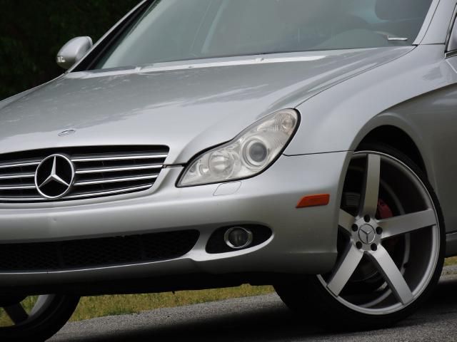 2006 Mercedes-Benz CLS-Class Unknown