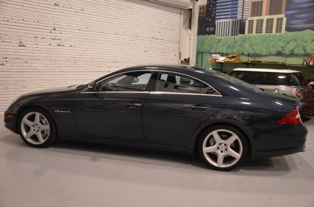 2006 Mercedes-Benz CLS-Class XLT 4X4 Sport