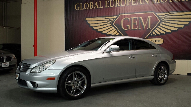 2007 Mercedes-Benz CLS-Class Extended VERY LOW Miles
