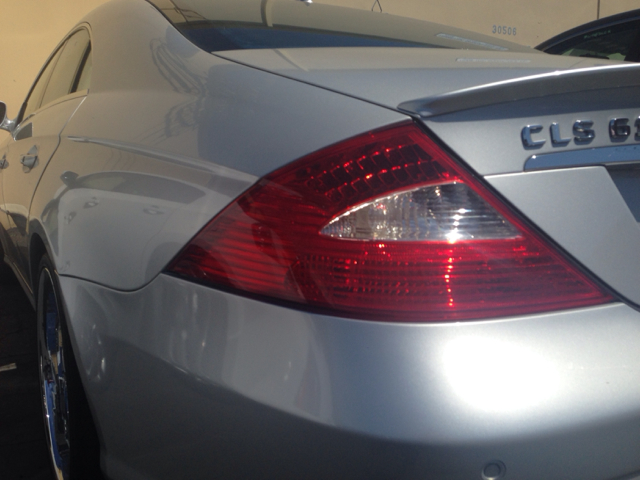 2007 Mercedes-Benz CLS-Class GS Loaded Super Clean