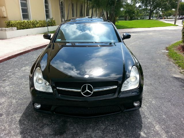 2007 Mercedes-Benz CLS-Class GS Loaded Super Clean
