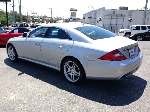 2007 Mercedes-Benz CLS-Class LS NICE