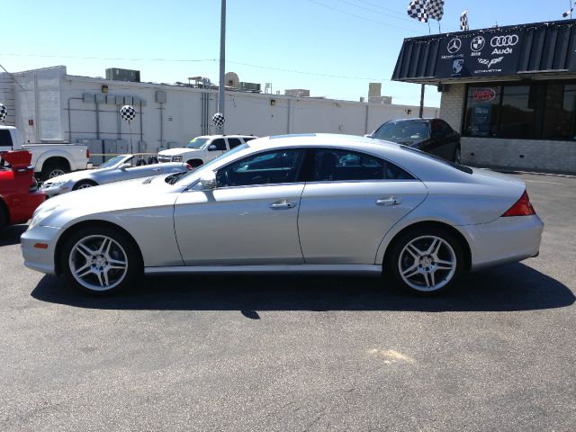 2007 Mercedes-Benz CLS-Class LS NICE